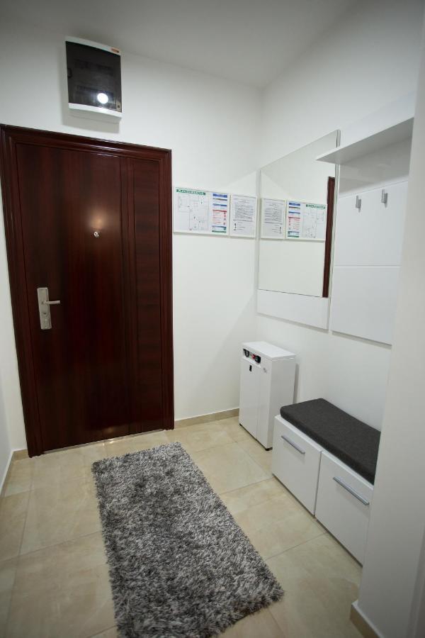 Apartman Sunset Sremska Mitrovica Dış mekan fotoğraf